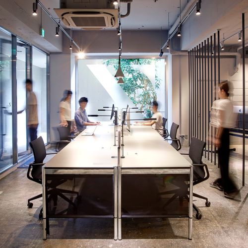 Bureau pour open space - USM Haller - USM Modular Furniture - sur pied / contemporain / en MDF
