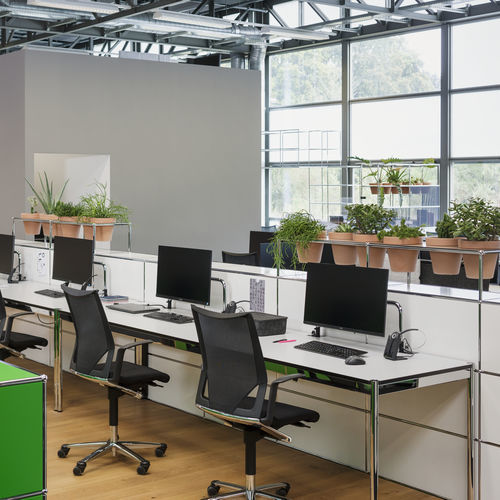 Meuble de rangement de sol - World of Plants for USM Haller - USM Modular Furniture - professionnel