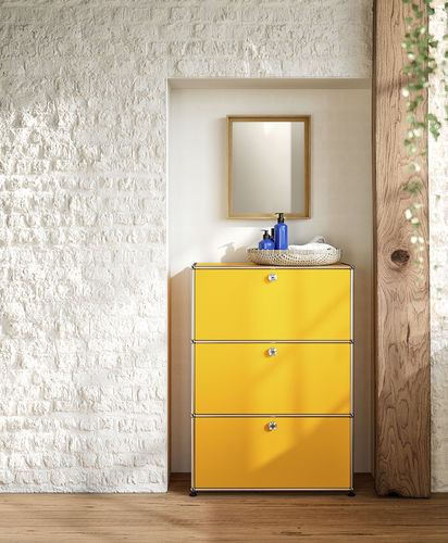 Commode contemporaine - USM Haller - USM Modular Furniture - en MDF laqué / en métal / rectangulaire