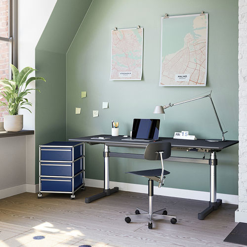Bureau sur pied - USM Kitos - USM Modular Furniture - contemporain / en MDF / droit