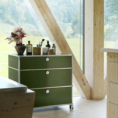 Meuble de rangement à roulettes - USM Haller - USM Modular Furniture - contemporain / en métal / vert