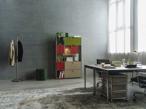 Étagère modulable - USM Haller Soft Panel – Red and Green - USM Modular Furniture - auto-portante / contemporaine / en fibres synthétiques