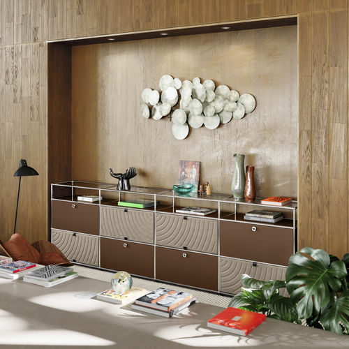 Buffet contemporain - USM Haller Soft Panel – Taupe - USM Modular Furniture - en fibres synthétiques / en métal / avec étagère