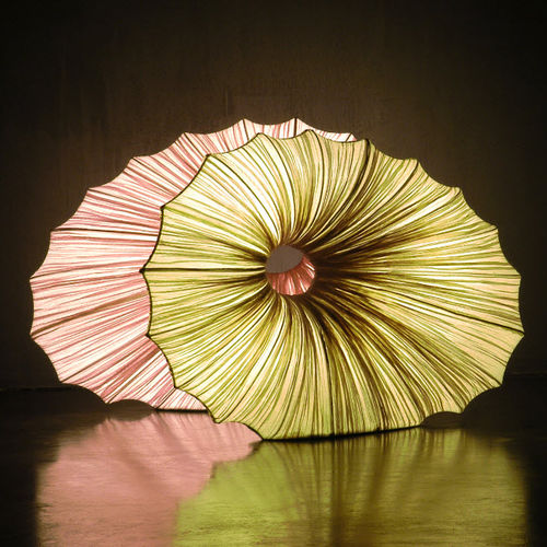 Lampe de table - ORCHESTRA: VIOLA - Aqua Creations - en soie / design original / d'intérieur