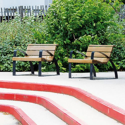Chaise contemporaine - VIENNE - AREA - d'extérieur / en acier / avec piètement en acier