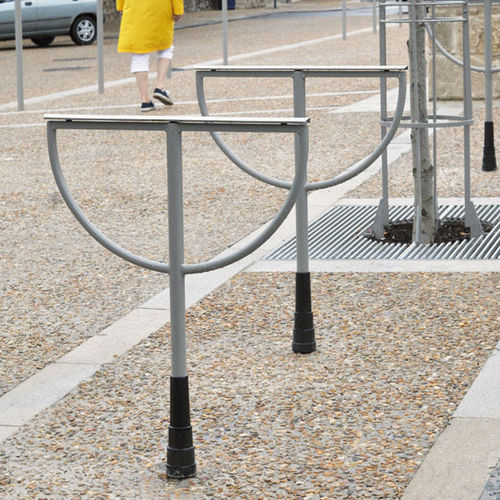 Range-vélo au sol - METROPOLIS - AREA - sécurisé / pour espace public / en acier
