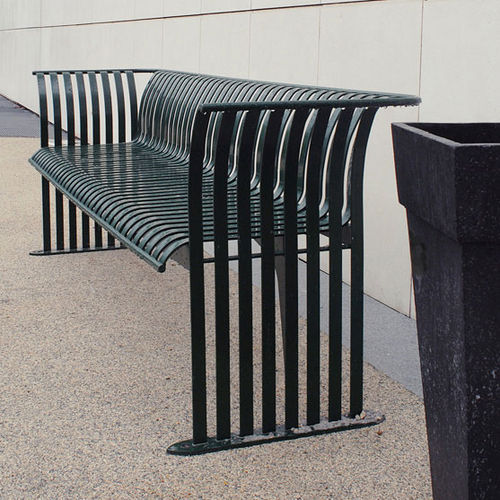Banc public classique - MADERE - AREA - en acier / avec dossier / avec accoudoirs