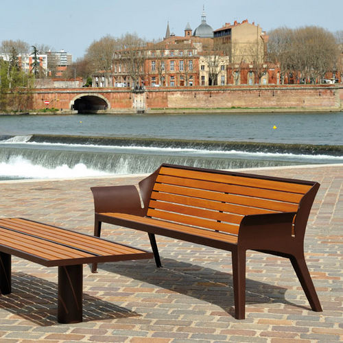 Ensemble table et chaises contemporain - VANCOUVER  - AREA - en bois / pour espace public