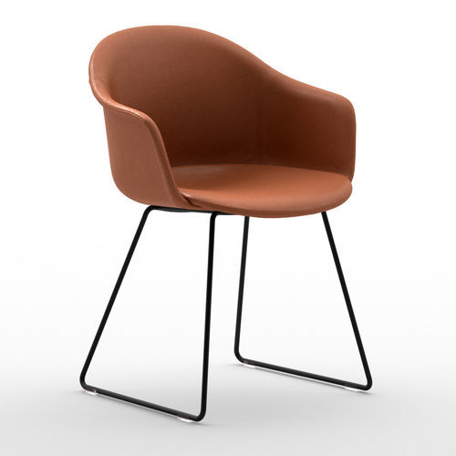 Chaise contemporaine - Máni Armshell SL - arrmet - d'intérieur / en tissu / en cuir