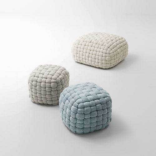 Pouf contemporain - TOBIT - PAOLA LENTI - en tissu / en polyester / rond