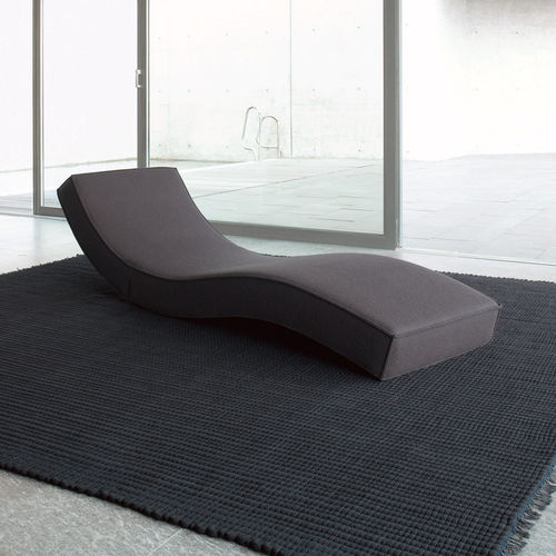 Chaise longue contemporaine - LINEA - PAOLA LENTI - en tissu / en polyester