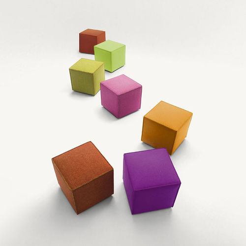 Pouf contemporain - CUBO - PAOLA LENTI - en tissu / déhoussable