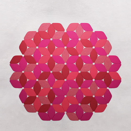 Tapis contemporain - KALEIDOSCOPE - PAOLA LENTI - géométrique / uni / en laine
