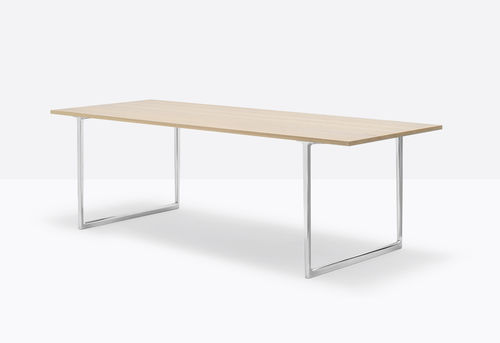 Bureau sur pied - toa 240x90 - PEDRALI - contemporain / en stratifié / droit