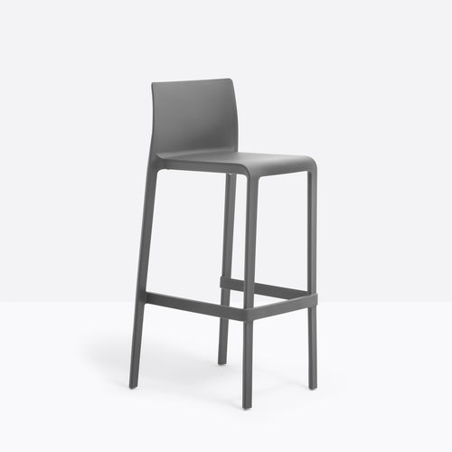 Chaise de bar contemporaine - VOLT 678 - PEDRALI - d'intérieur / d'extérieur / en polypropylène