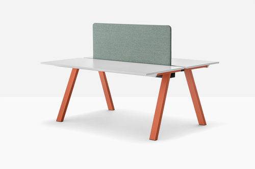 Bureau pour open space - arki-table ARK9 - PEDRALI - sur pied / pour 2 personnes / pour 6 personnes