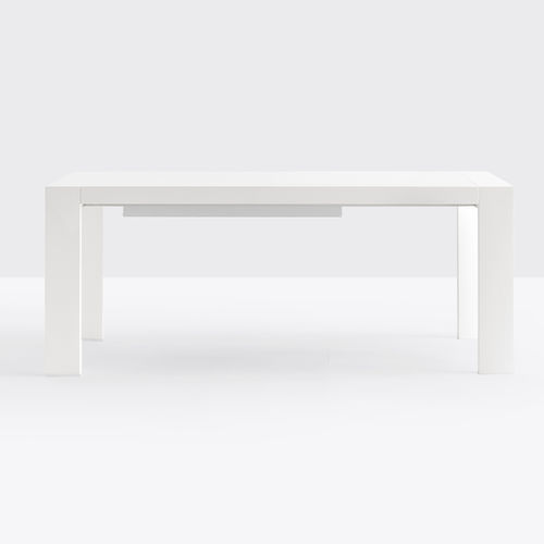 Table contemporaine - SURFACE TSU2 - PEDRALI - en chêne / en placage de bois / avec piètement en chêne