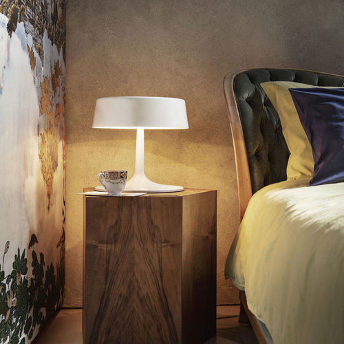 Lampe de table - CHINA - PENTA - en métal / en or / contemporaine