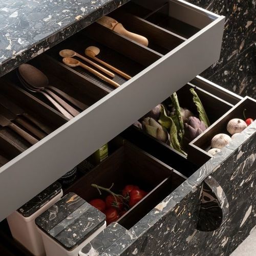 Tiroir pour cuisine - POGGENPOHL - en bois / avec compartiments de rangement