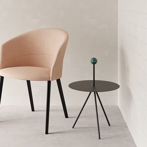 Table d'appoint contemporaine - TRINO - Viccarbe - en acier à revêtement par poudre / avec piètement en acier thermolaqué / ronde