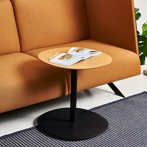 Table d'appoint contemporaine - SERRA - Viccarbe - en chêne / en MDF laqué / avec piètement en acier thermolaqué