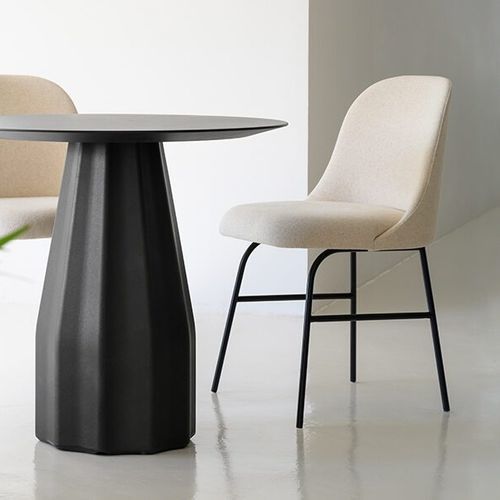 Chaise contemporaine - Aleta - Viccarbe - d'intérieur / en tissu / en cuir