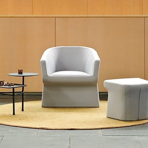 Fauteuil contemporain - FEDELE - Viccarbe - en tissu / avec repose-pieds / noir