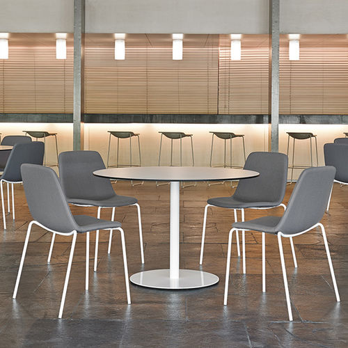 Table contemporaine - STAN - Viccarbe - en HPL / avec piètement en acier thermolaqué / ronde