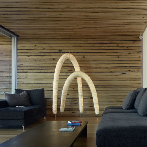 Lampe sur pied - ARC  - a emotional light - en acier inoxydable / design original / d'intérieur