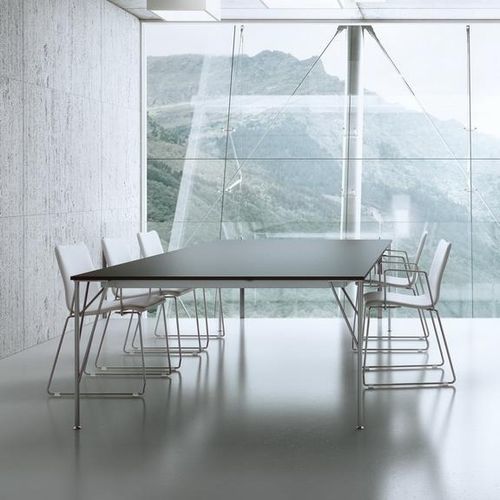 Table de réunion contemporaine - Feel - Arlex - en bois / avec piètement en métal / rectangulaire