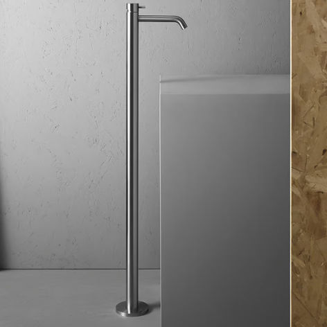 Mitigeur pour lavabo - SOURCE 12 05 - QuadroDesign - au sol / en acier inoxydable AISI 316 / d'intérieur