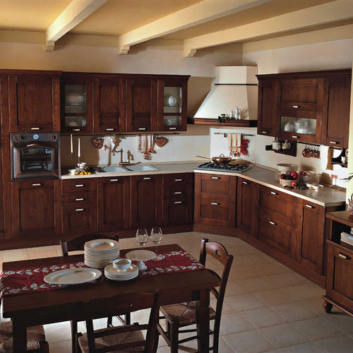 Cuisine classique - SIVIGLIA - Torchetti Cucine - en bois massif / en bois / avec poignée
