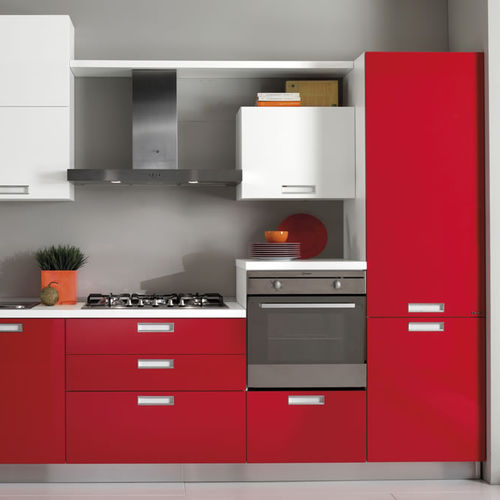 Cuisine contemporaine - KATE - Torchetti Cucine - en stratifié / avec poignée intégrée / laquée