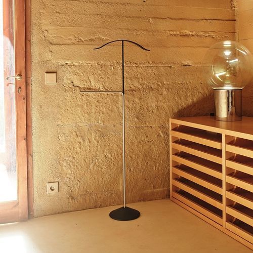 Valet de nuit au sol - BATON - BD Barcelona Design - en acier / contemporain