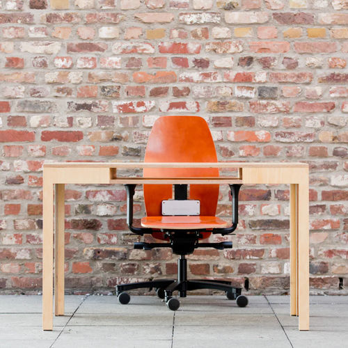 Bureau sur pied - NK2 - Löffler Bürositzmöbel GmbH - contemporain / en bois huilé / en contreplaqué