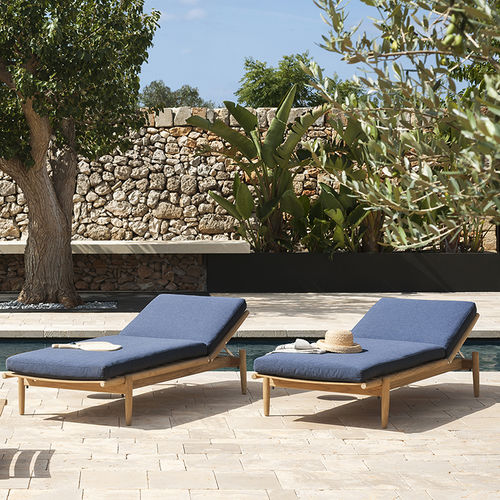 Bain de soleil contemporain - LEVANTE 009 - RODA - en tissu / en teck / de jardin