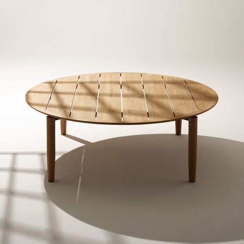 Table à manger contemporaine - LEVANTE 021 - RODA - en teck / avec piètement en teck / ronde
