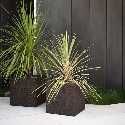 Pot de jardin en liège - CORTICA 001 - RODA - à poser / carré / résidentiel