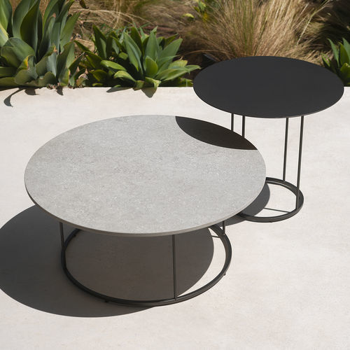 Table basse contemporaine - ZEFIRO 002 - RODA - en aluminium laqué / en grès / avec piètement en acier inoxydable