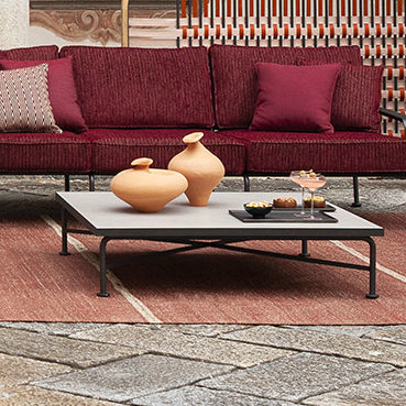 Guéridon contemporain - STRESA 106 - RODA - en grès / avec piètement en aluminium / carré