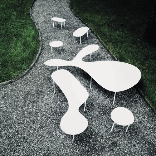 Table basse contemporaine - RABBIT & THE TORTOISE  - Living Divani - en tôle d'acier / avec piètement en acier / ronde
