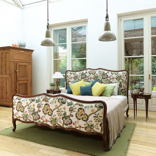 Lit double - ART. 2380 - SALDA ARREDAMENTI - de style Louis XV / avec tête de lit tapissée / en tissu