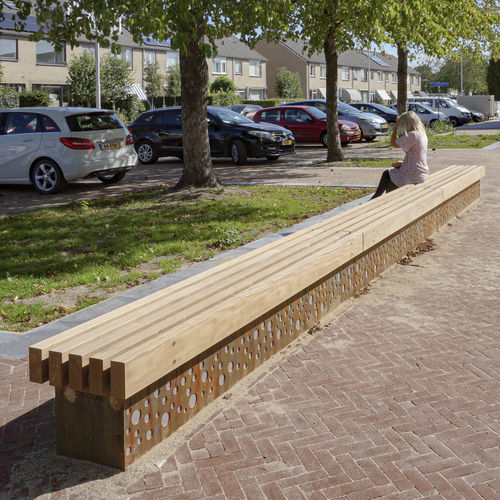 Banc public contemporain - ROUGH&amp;READY SEAT WALL - Streetlife - en bois / en acier / en acier COR-TEN®
