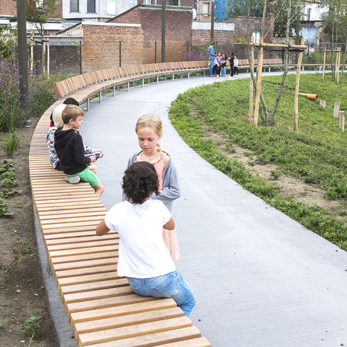 Banc public contemporain - SOLID - Streetlife - en bois / en acier galvanisé / en acier à revêtement par poudre