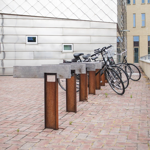 Range-vélo au sol - ROUGH&READY - Streetlife - pour espace public / en acier galvanisé / professionnel