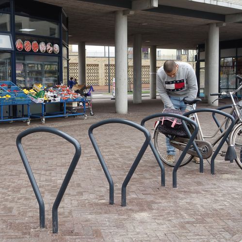 Range-vélo au sol - CLIP - Streetlife - pour espace public / en acier galvanisé / en inox