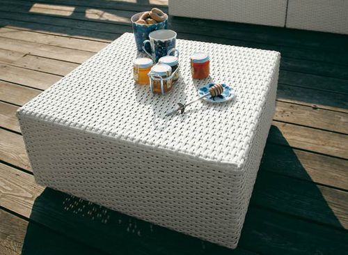 Table basse contemporaine - BAHIA - Dolcefarniente by DFN srl - en verre / en résine tressée / carrée