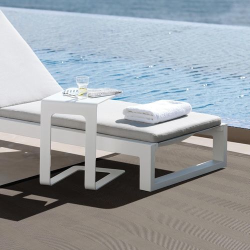 Table d'appoint contemporaine - Lina - MANUTTI - en aluminium / avec piètement en aluminium / rectangulaire