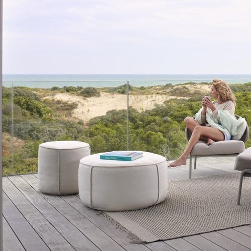 Pouf contemporain - Touch  - MANUTTI - en tissu / rond / tapissé
