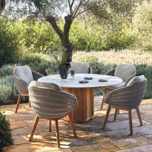 Table contemporaine - OGADO - MANUTTI - en bois / en teck / bois